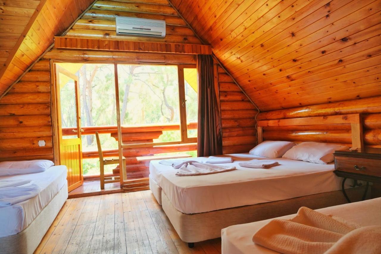 Woodline Hotel Гьойнюк Екстер'єр фото