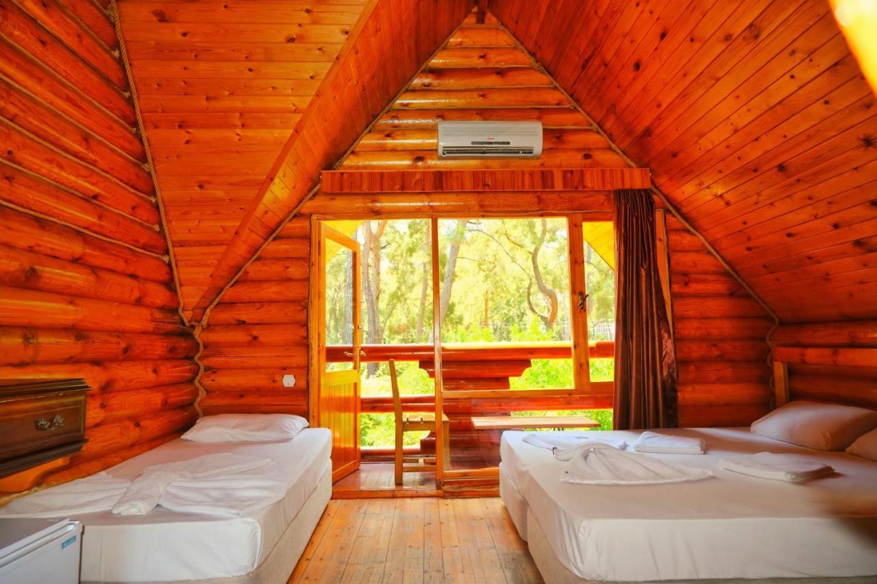Woodline Hotel Гьойнюк Екстер'єр фото