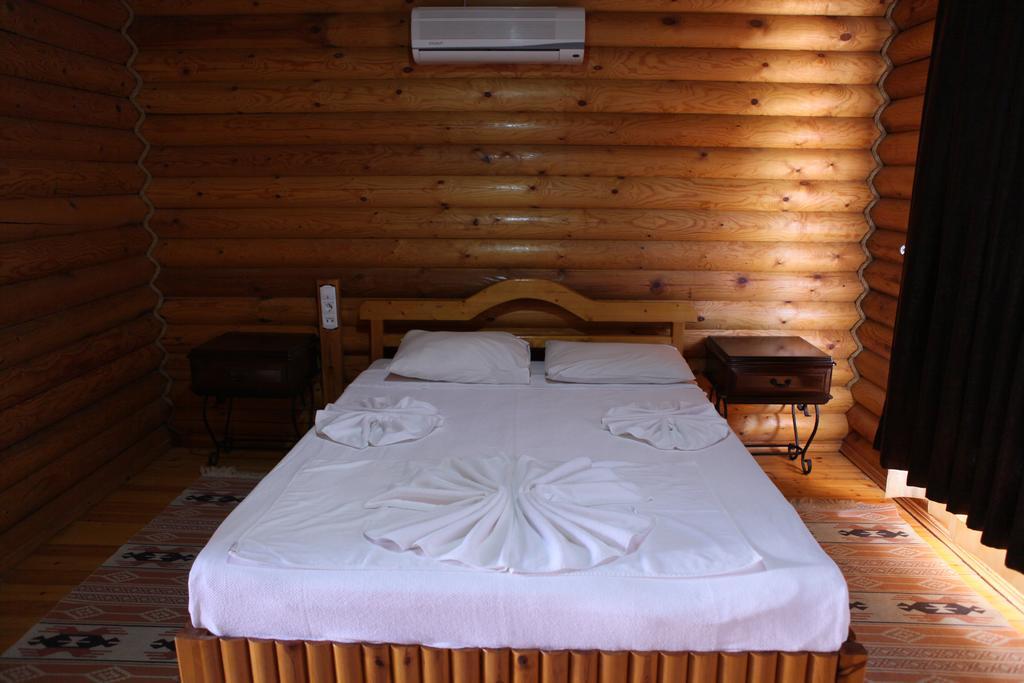 Woodline Hotel Гьойнюк Екстер'єр фото