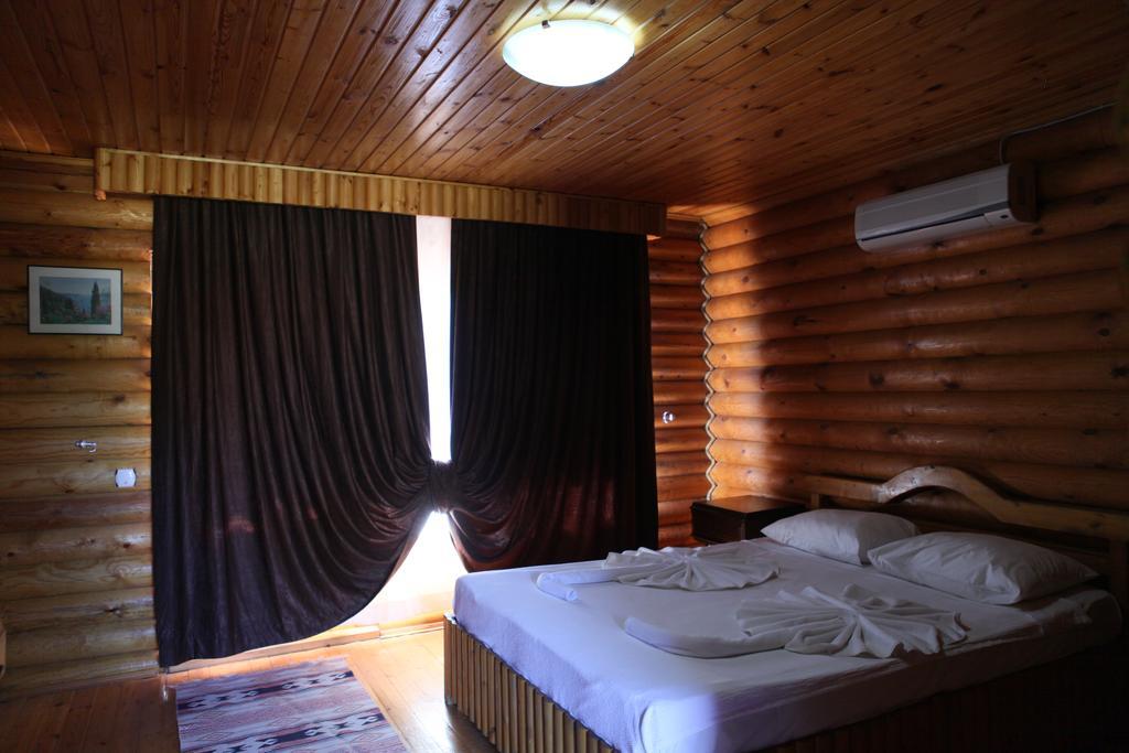 Woodline Hotel Гьойнюк Екстер'єр фото