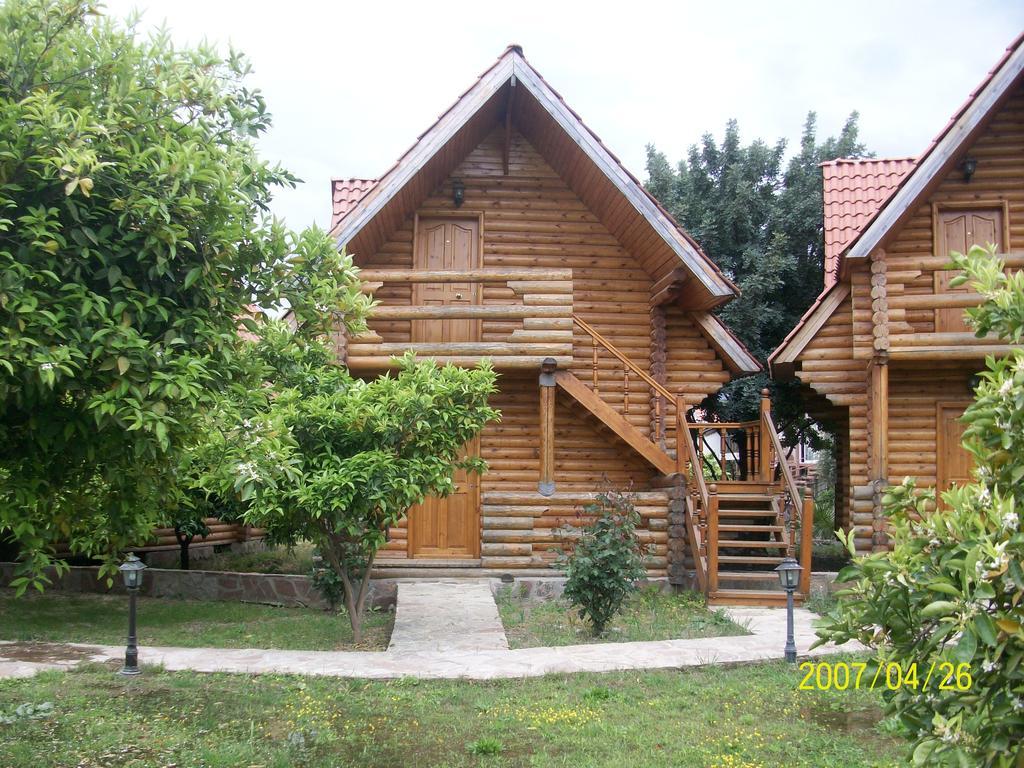 Woodline Hotel Гьойнюк Екстер'єр фото