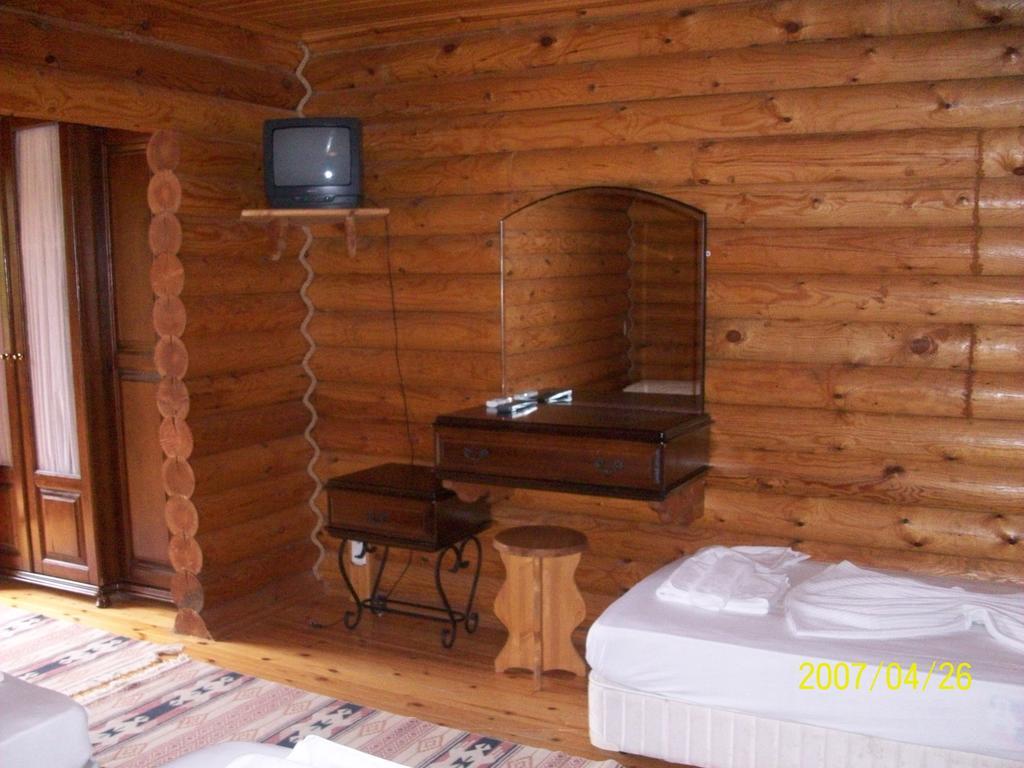 Woodline Hotel Гьойнюк Екстер'єр фото