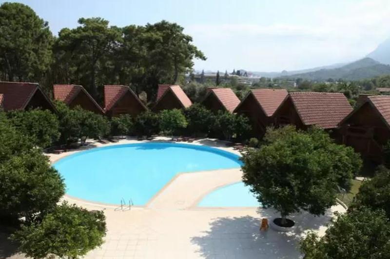 Woodline Hotel Гьойнюк Екстер'єр фото
