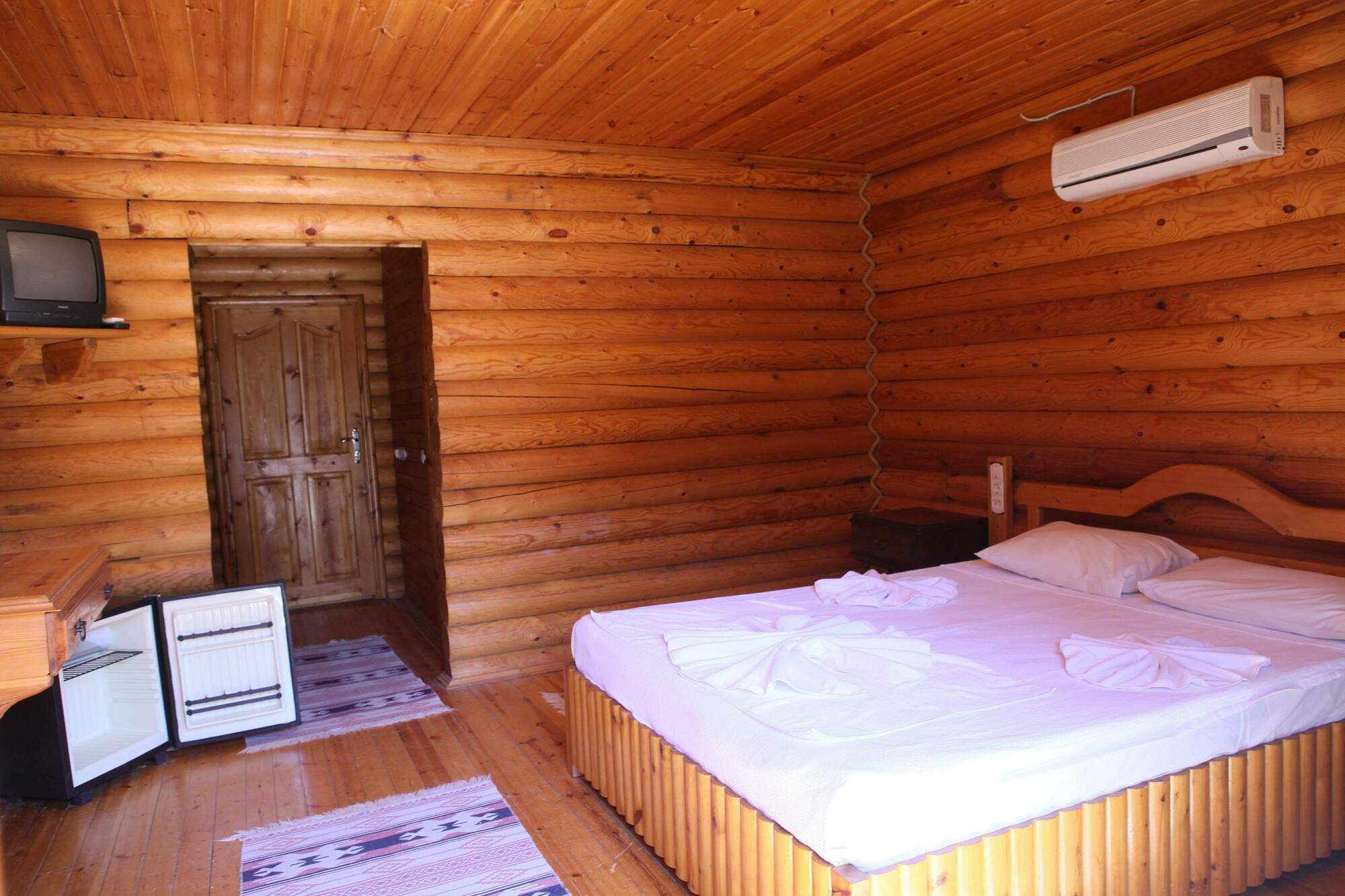 Woodline Hotel Гьойнюк Екстер'єр фото